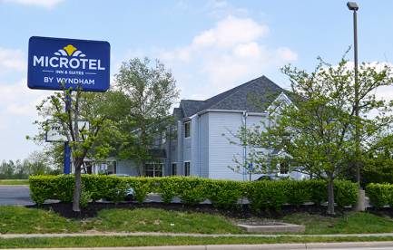 Microtel Inn & Suites