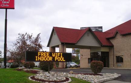 Red Roof Inn & Suites Middletown