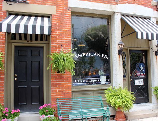 American Pie Antiques and crafts | Waynesville, Ohio