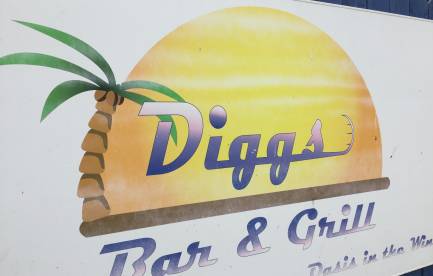Diggs Bar & Grill