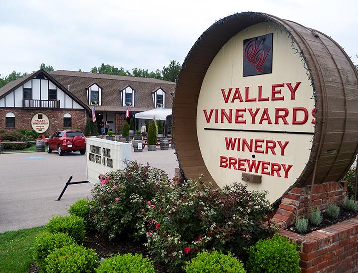 winery and brewery tours near me