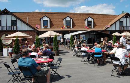 Valley Vineyards Winery & Brewery