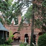 Courtyard at Brian Manor Bed & Breakfast