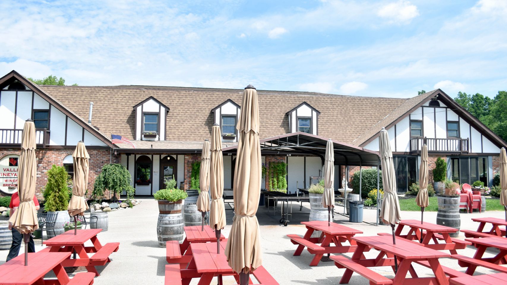 Outdoor Eats in Ohio's Largest Playground