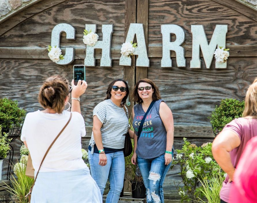 Charm at the Farm Vintage Market Warren County Ohio's Best Vacation